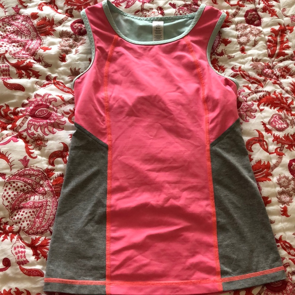 never worn❕GIRLS SIZE 10 IVIVVA TANK💜🌸
